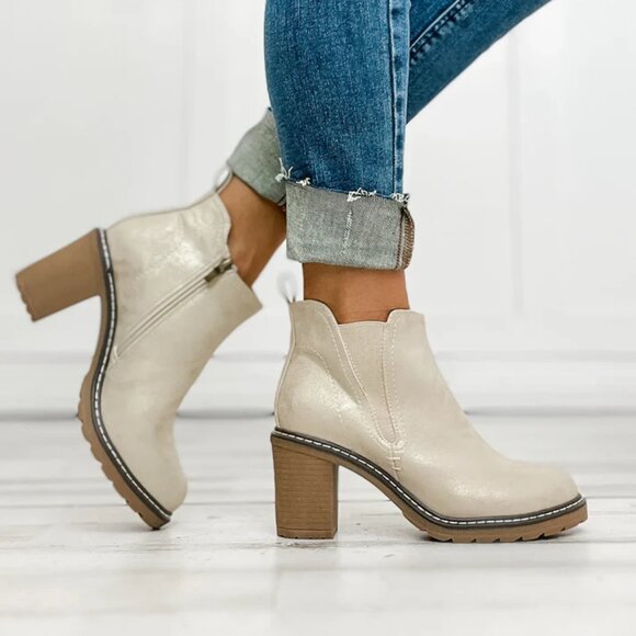 Corkys Gold Bite Me Boots - Picture 2 of 3